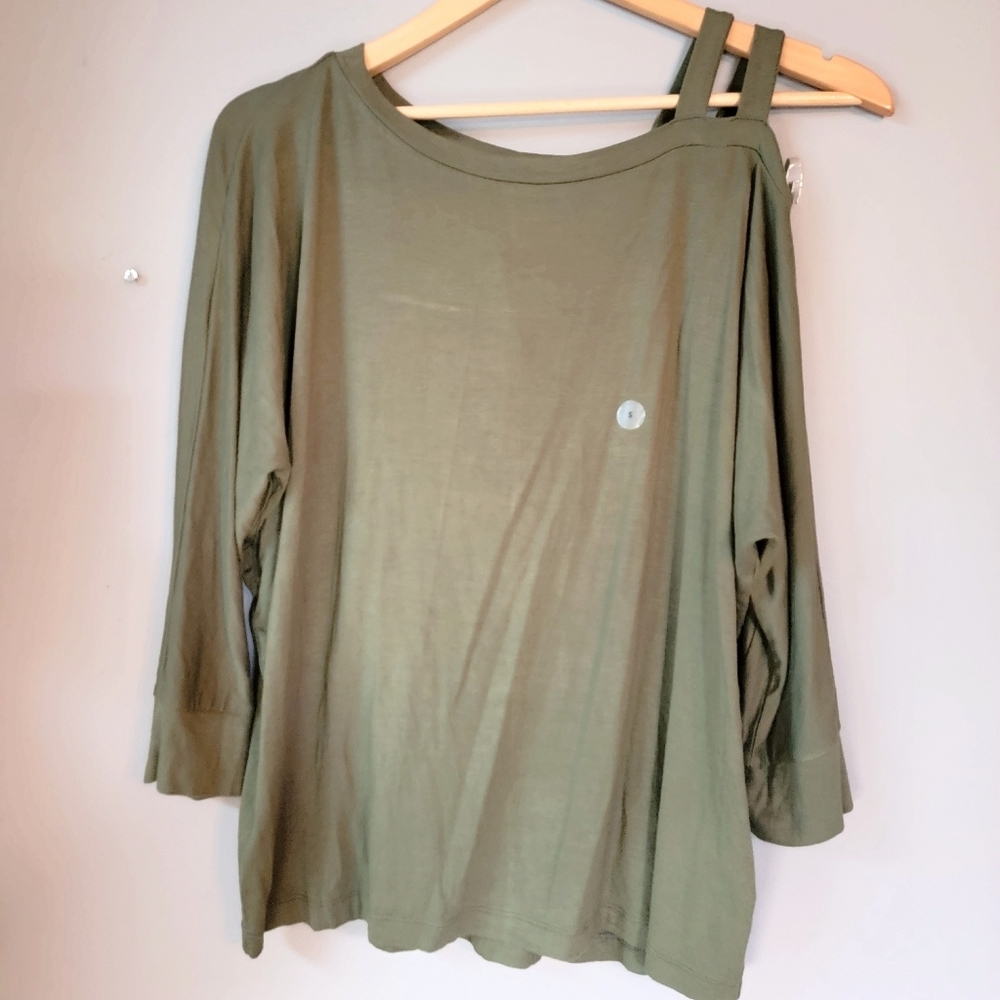 3/$15 💖 Aero Seriously Soft Long Sleeve Shirt Size Small